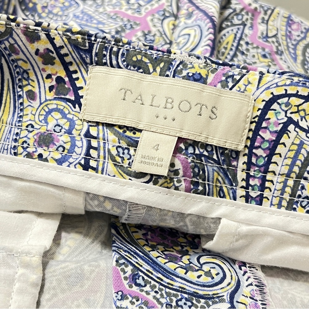 TALBOTS Women’s size 4 Blue Purple Paisley Print Shorts. - Picture 9 of 9